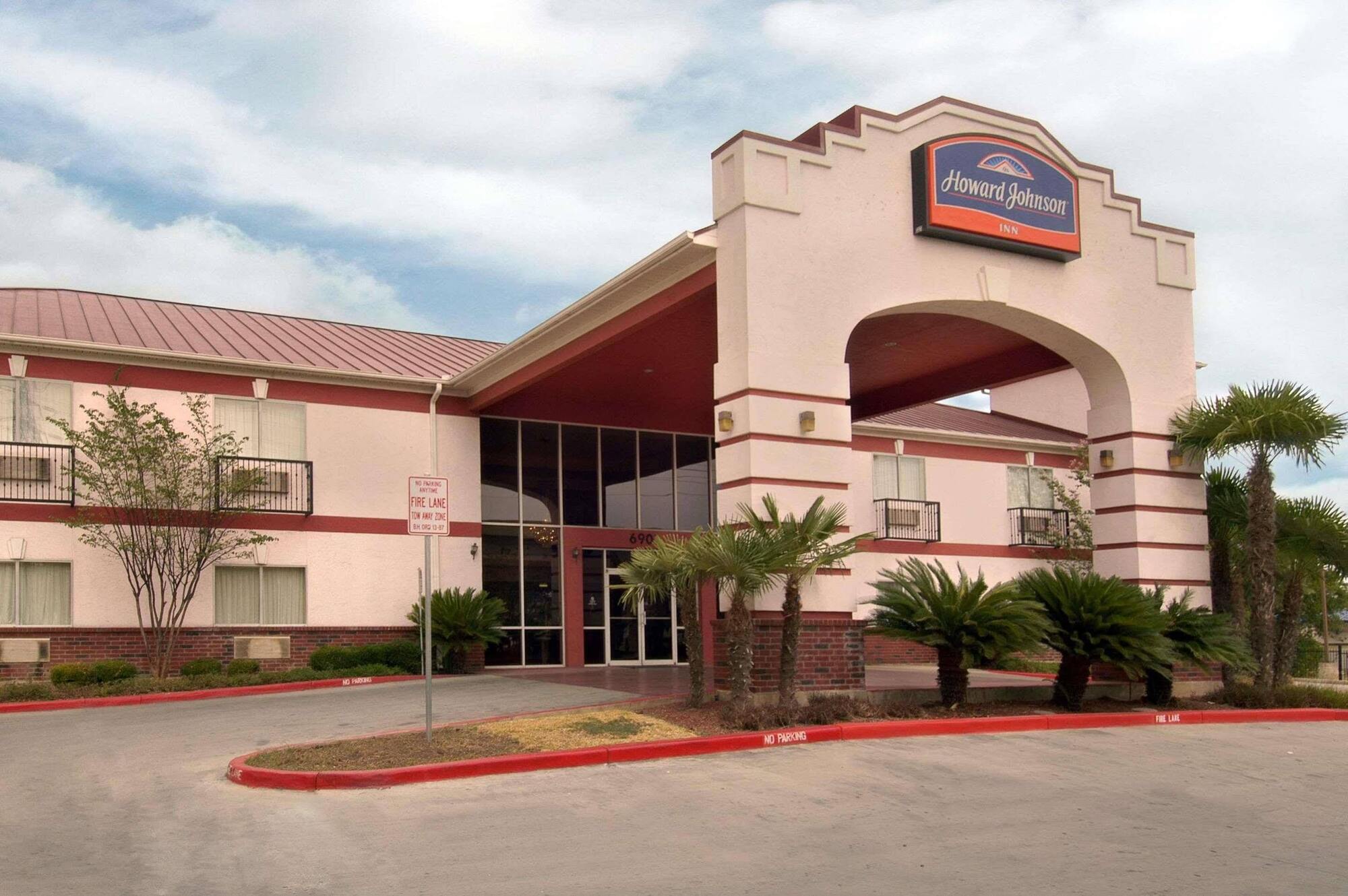 Howard Johnson By Wyndham San Antonio Hotel & Suites Zewnętrze zdjęcie